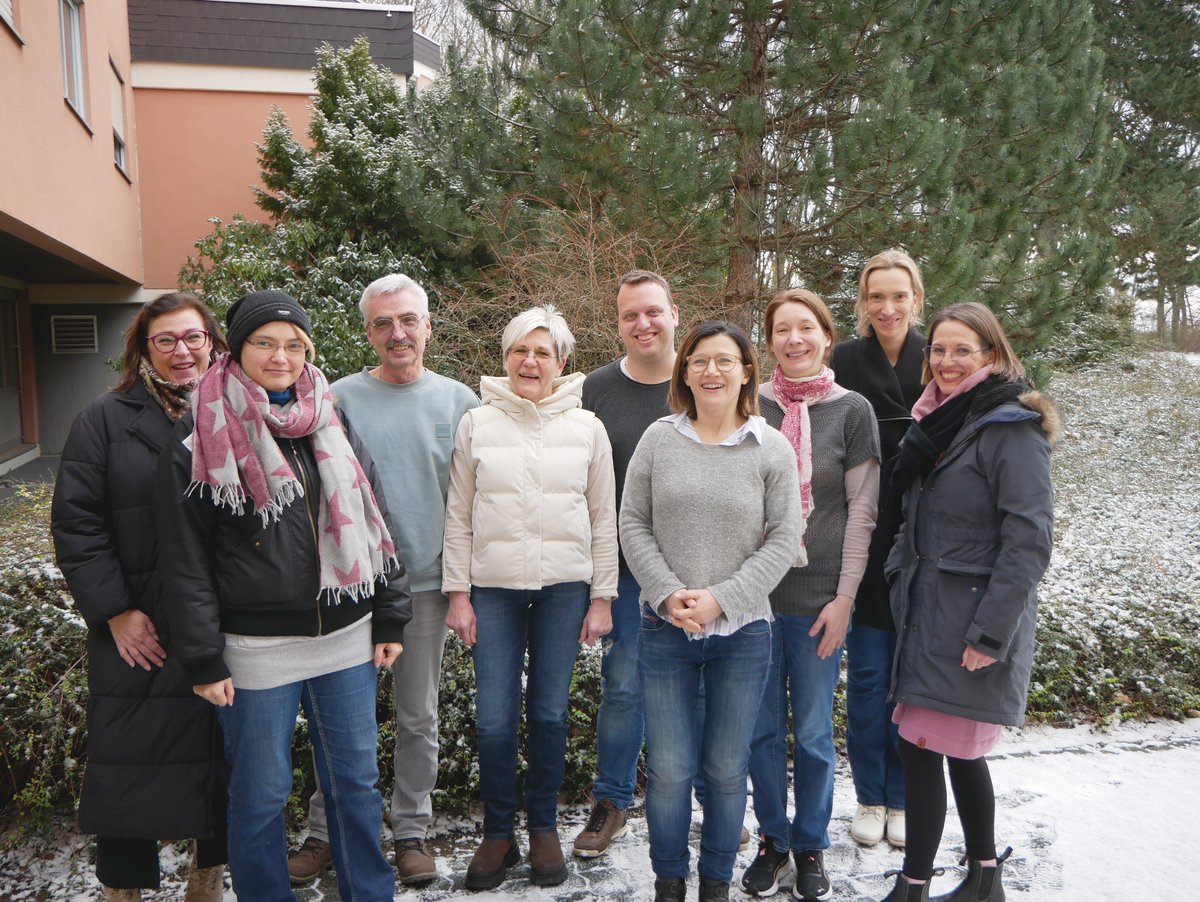 Teamfoto der Lehrer der Pflegefachschule Linz-Remagen